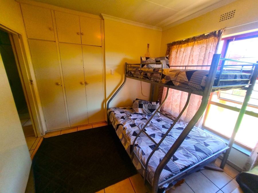 5 Bedroom Property for Sale in Parkersdorp Western Cape